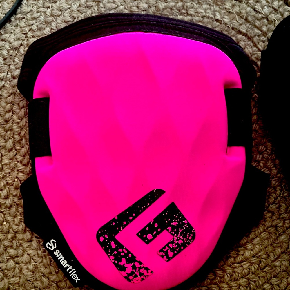 Shockwave Softball Elbow Guard